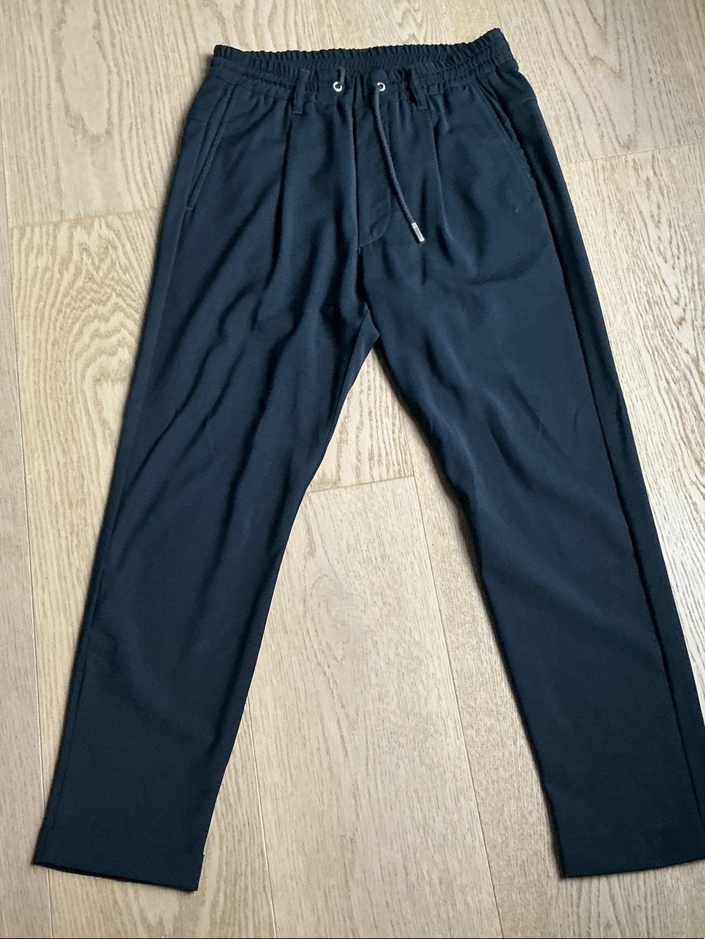 Eleventy Men's Black Drawstring Jogger Pants